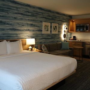 Clarion Hotel Portland International Airport